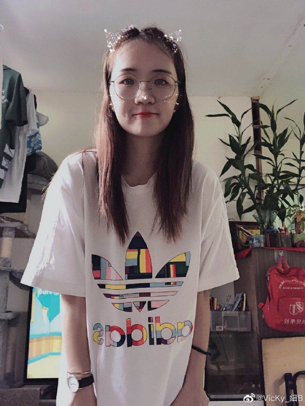 丁美洁的第一张照片--北京认干亲服务网