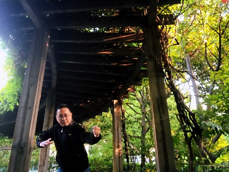 自故深情好受伤的第二张照片--北京认干亲服务网