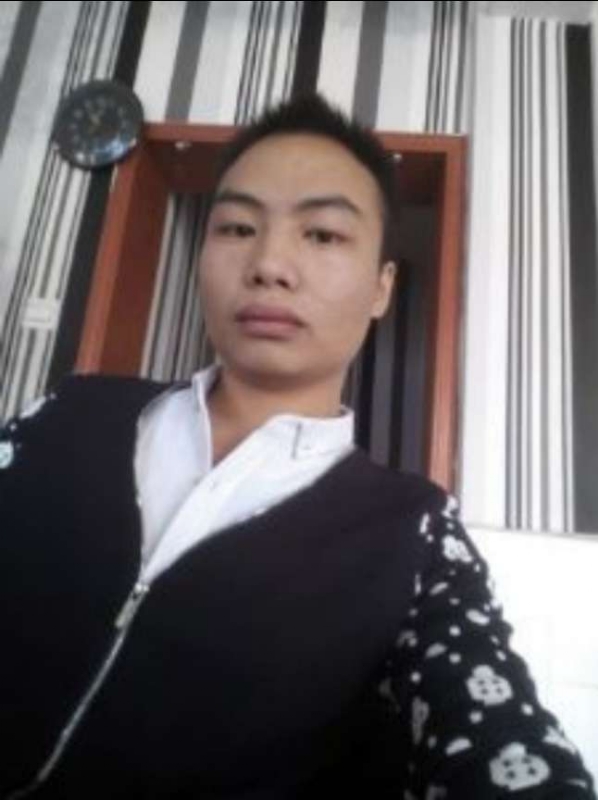 阿龙的第一张照片--北京认干亲服务网