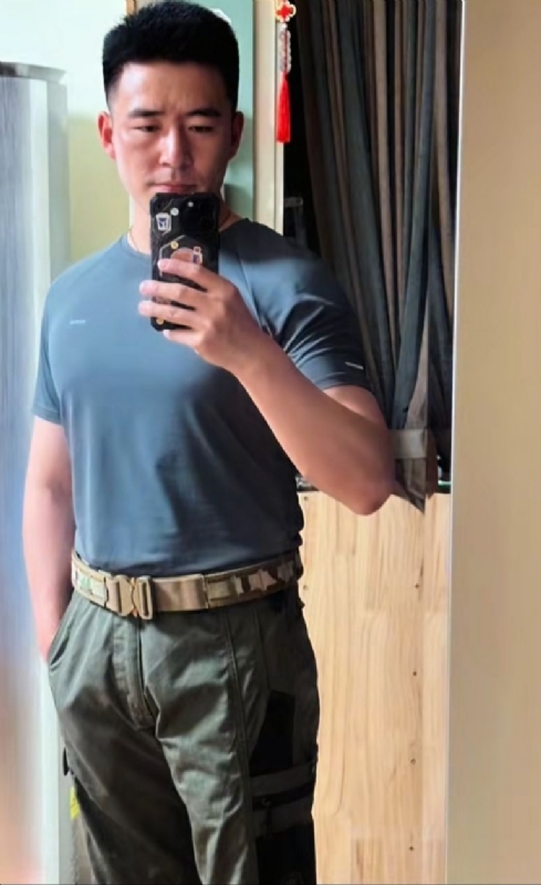 剑走偏锋的第一张照片--北京认干亲服务网